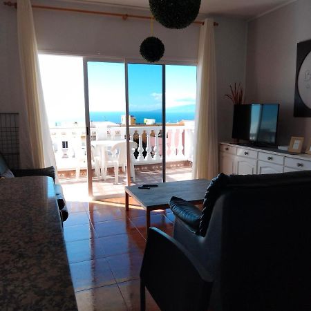 Atlantic Mirage Los Menores Exterior photo